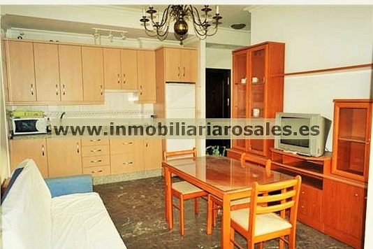 Apartamento en 1ª planta, próx. colegio SAFA.